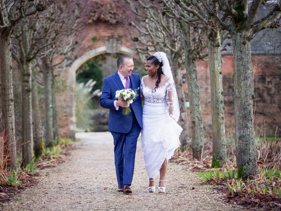 Wedding Photographer Tylney Hall