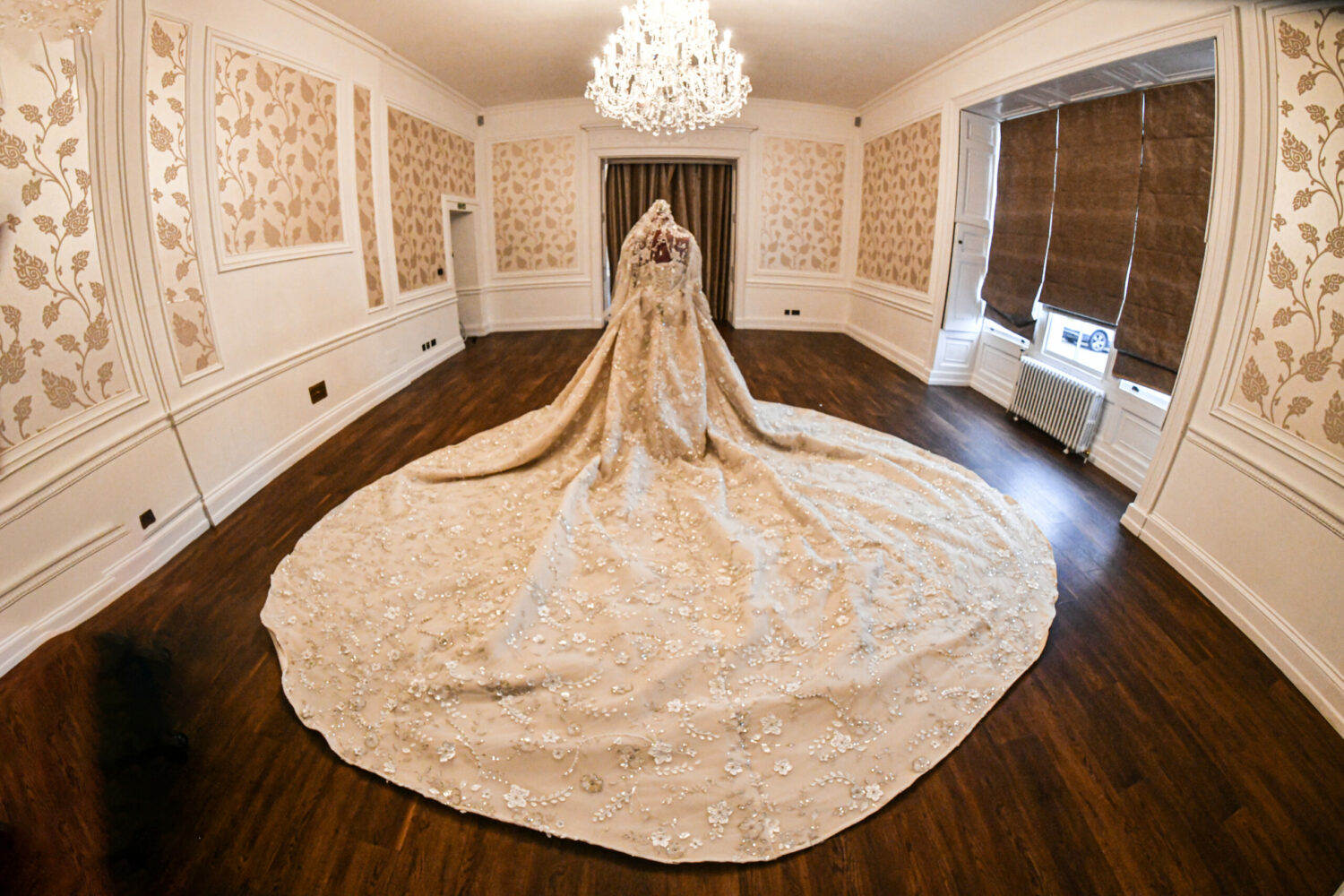 Wedding Photographer Froyle Park