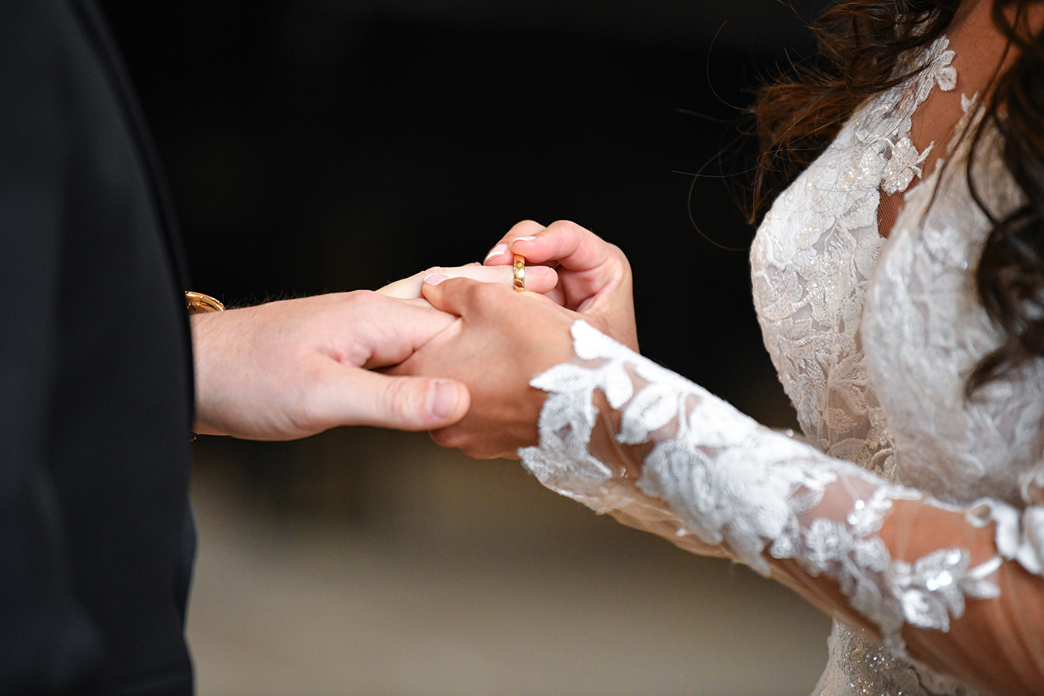 Wedding Photography of the exchanging of the wedding rings at St Martins in the Fields