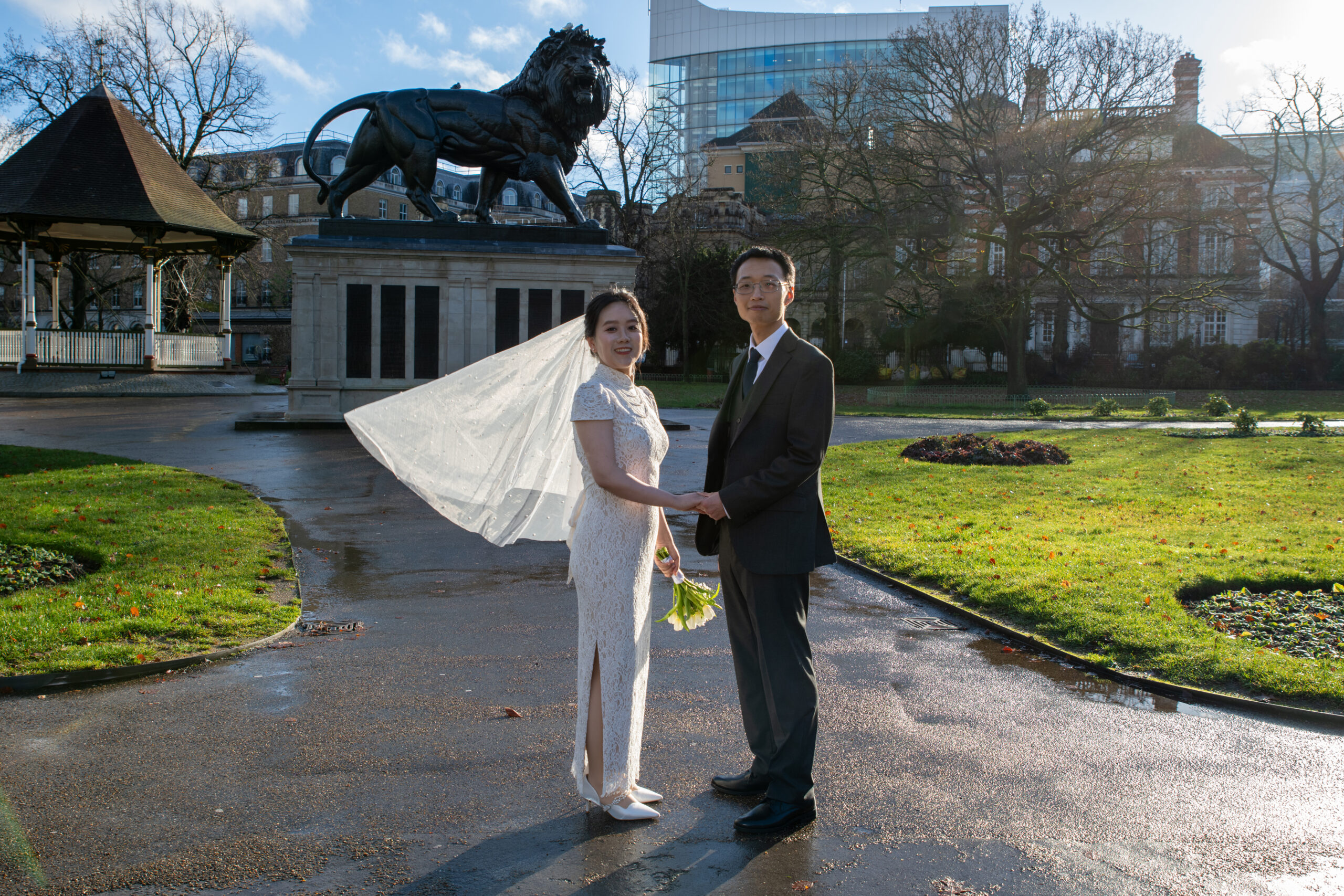 Wedding Photographer Reading Registry Office